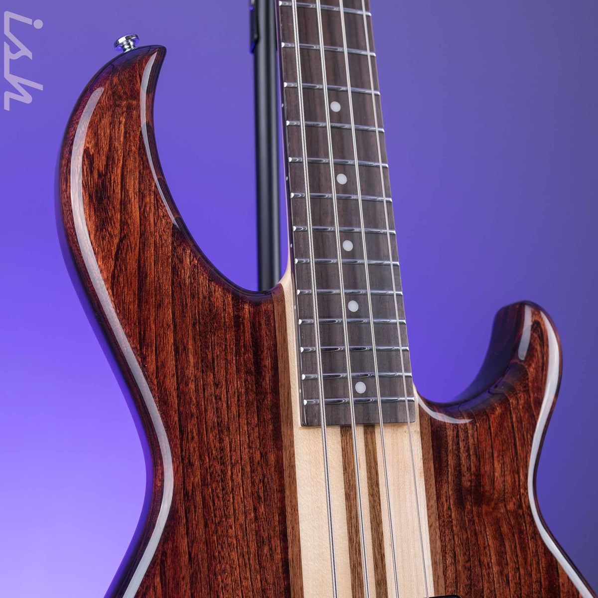 Aria Pro II SB-700 Walnut – Ish Guitars