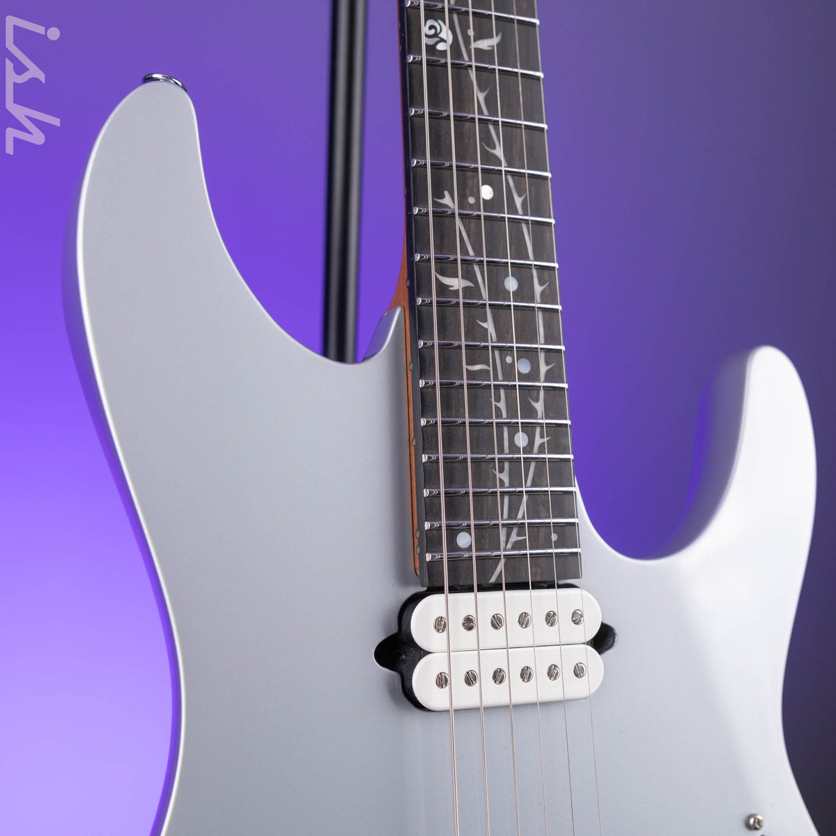 Ibanez Premium TOD10 Tim Henson Signature Electric Guitar Classic Silv ibanez-premium-tod10-tim-henson-signature-electric-guitar-classic-silv