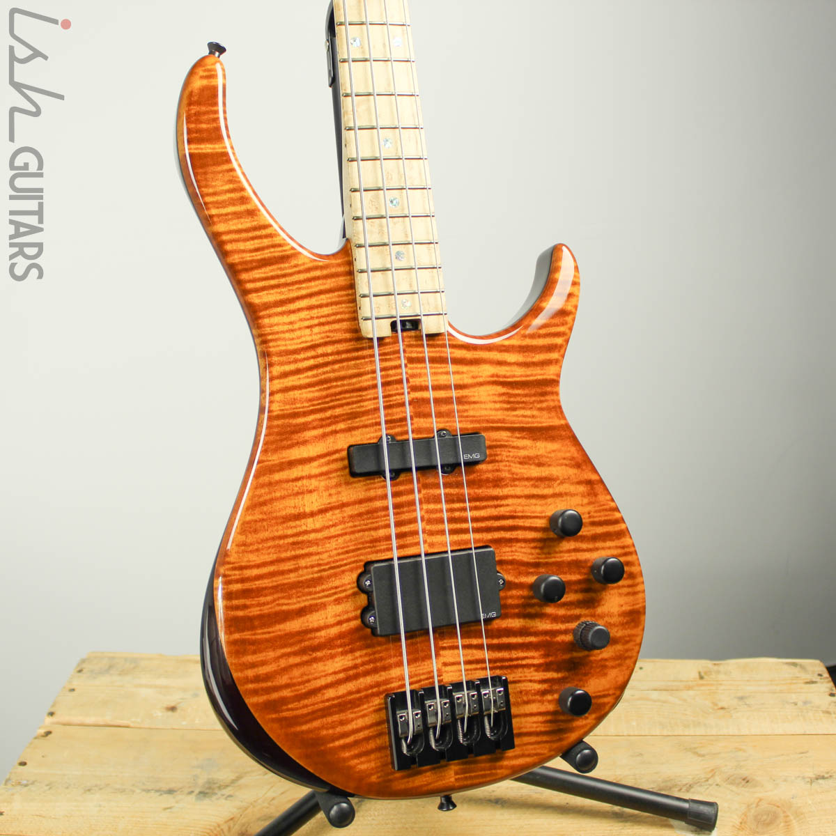 Peavey USA Millennium 4 Plus Tiger Eye Flame