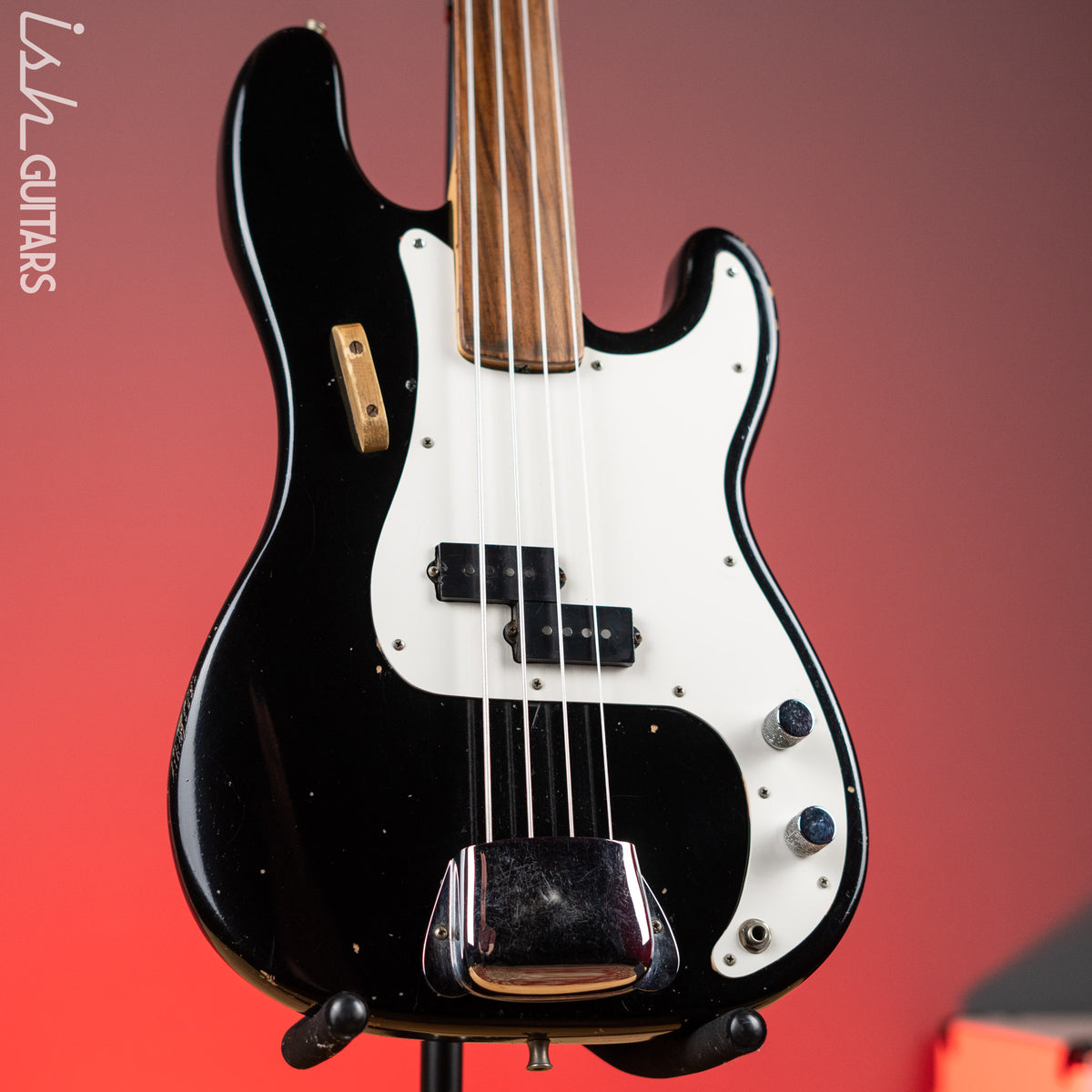 1972 Fender Fretless Precision Bass Black – Ish Guitars