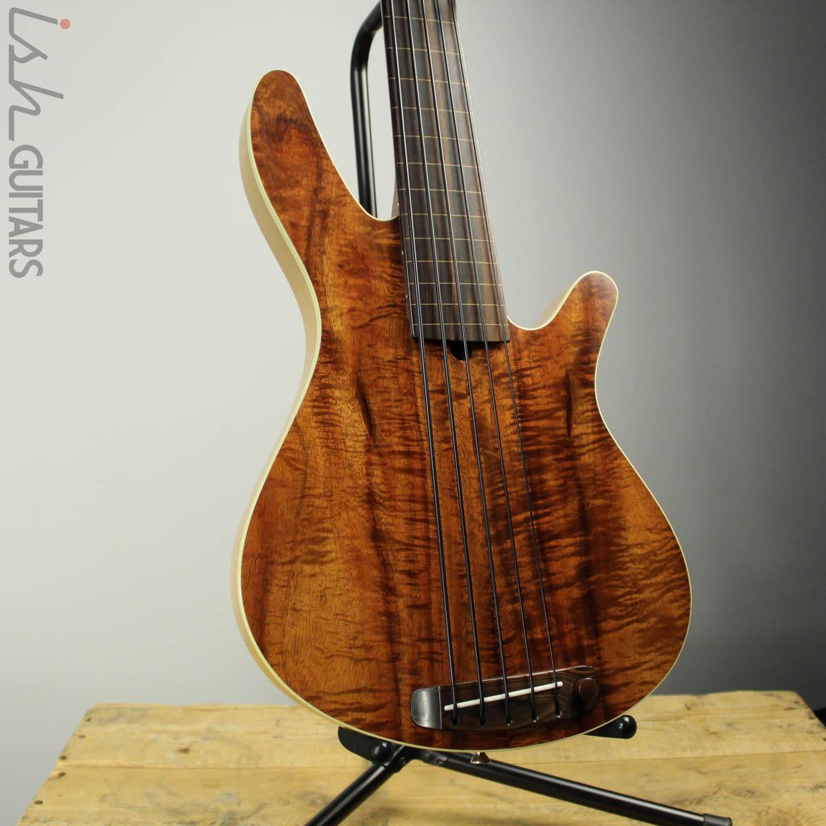 2003 Rob Allen MB-2 5-String Fretless