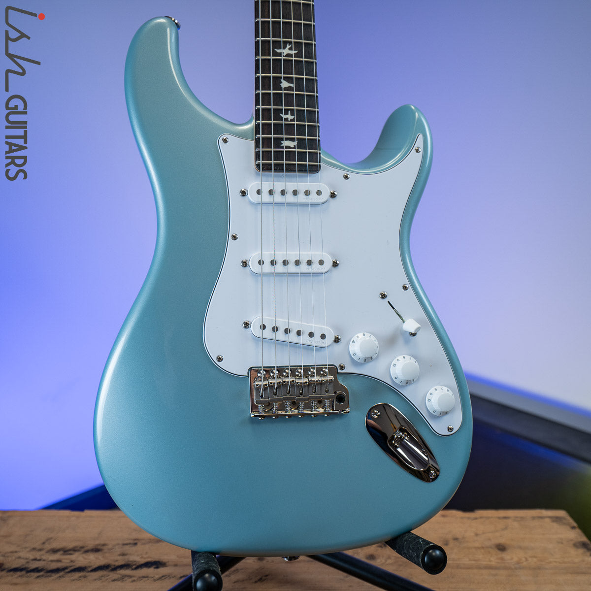 PRS Silver Sky Polar Blue – Ish Guitars