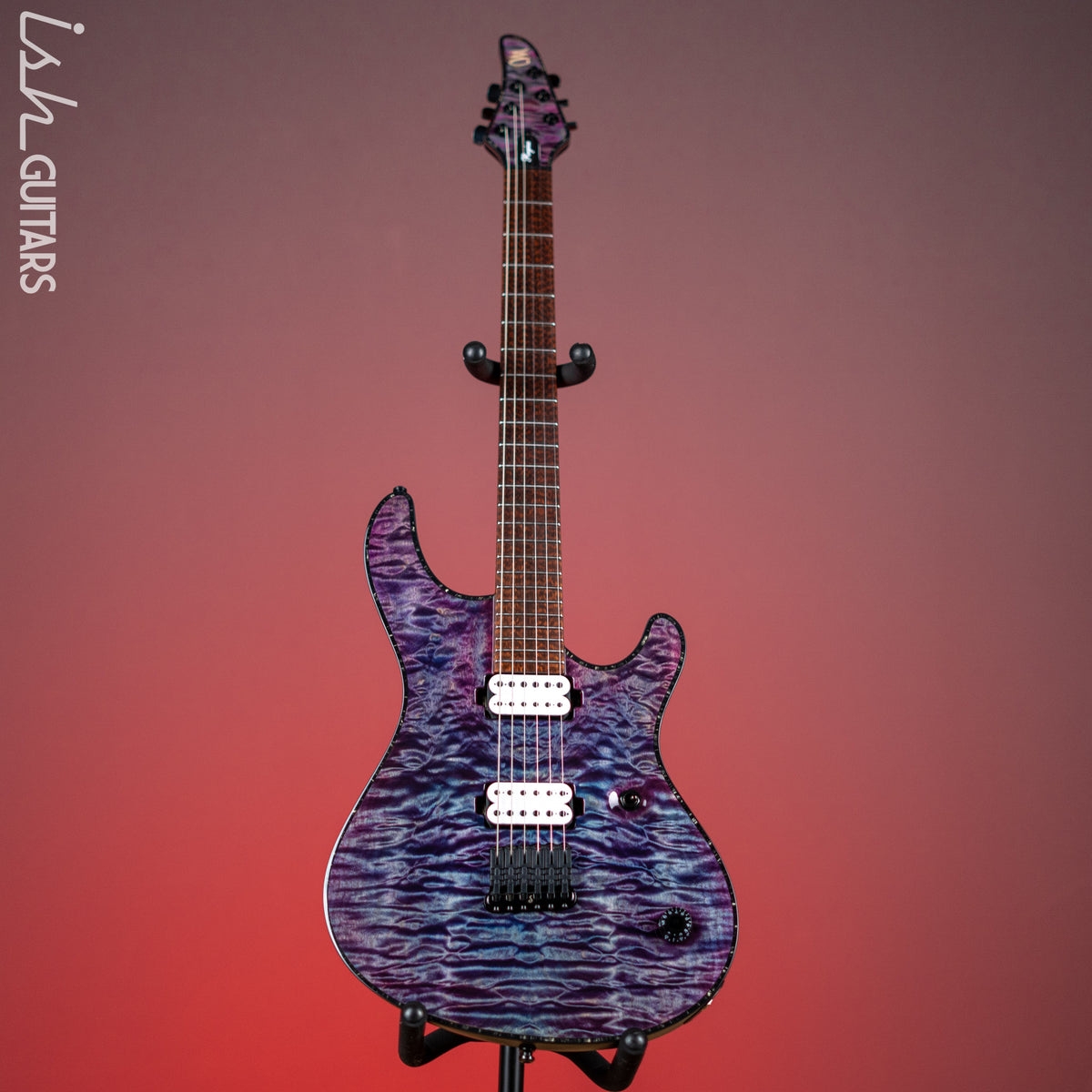 DSC7975-2_2b542e82-011d-439e-