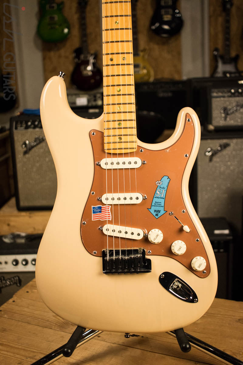 2007 Fender Stratocaster American Deluxe Stratocaster “V” Neck