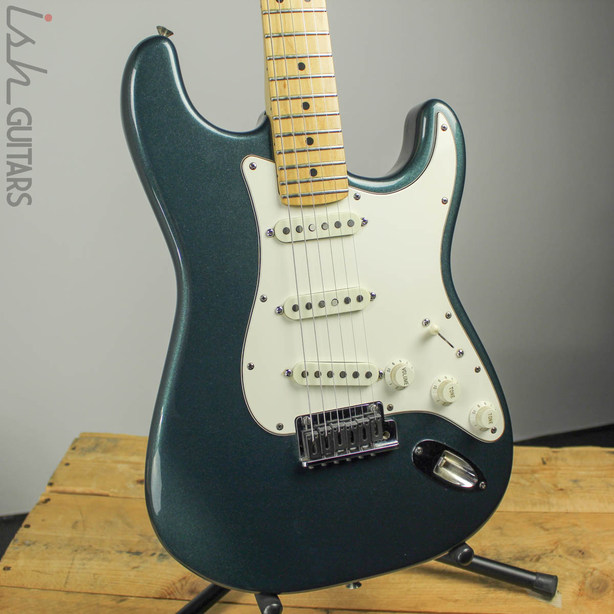 割引 査定満額 Fender USA Standard Stratocaster エレキギター