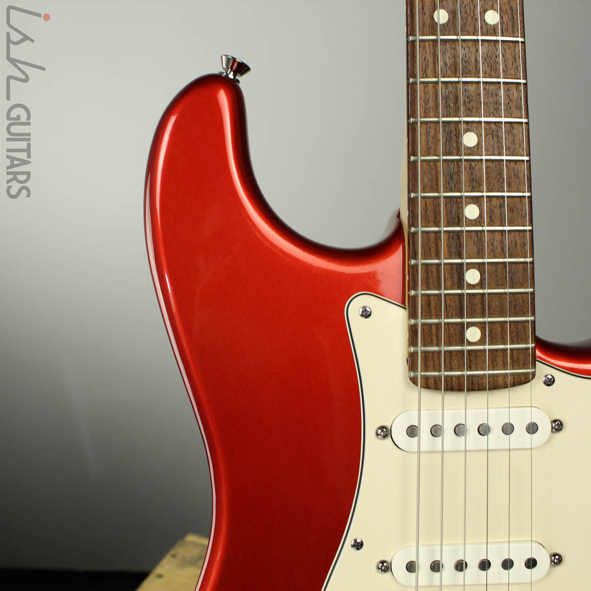 2005 Fender American Standard Stratocaster Candy Apple Red – Ish