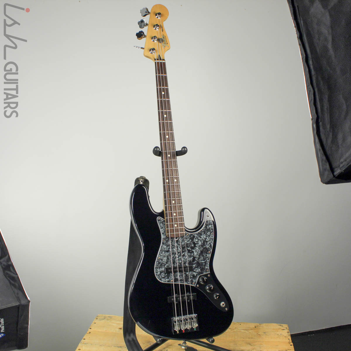 2004 Fender Jazz Bass Standard MIM Black – Ish Guitars