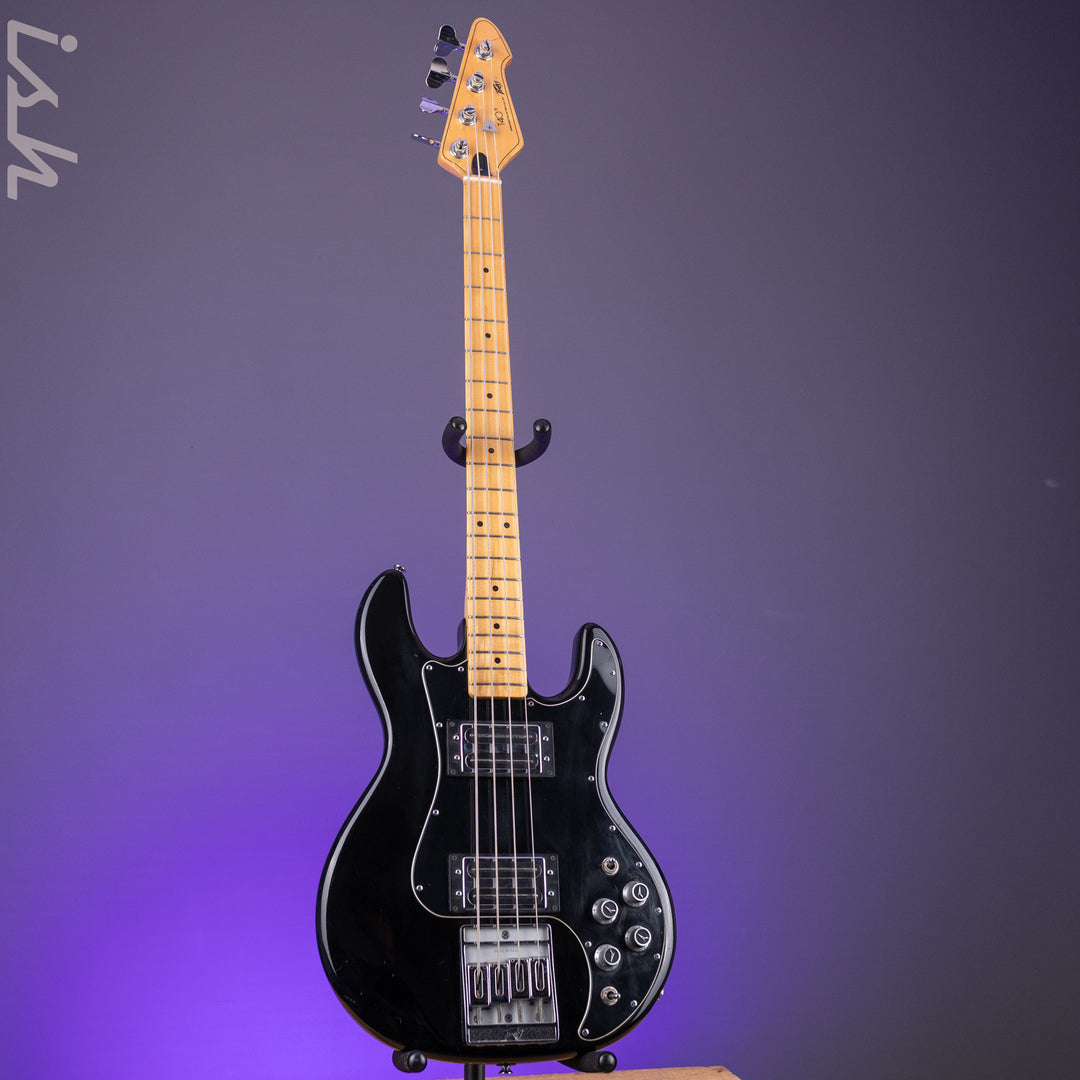1987 Peavey T-40 Bass Guitar Black *As-Is*