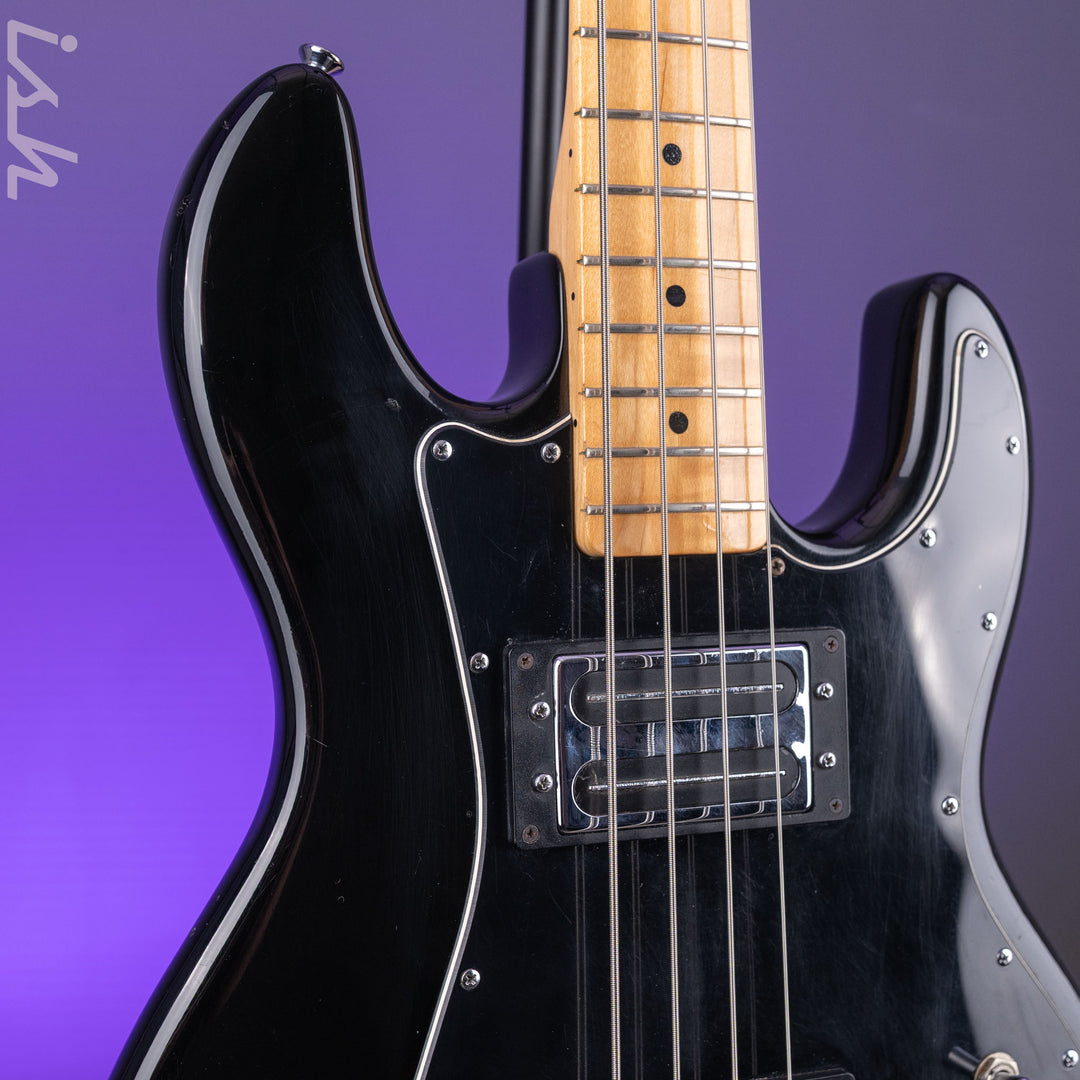1987 Peavey T-40 Bass Guitar Black *As-Is*