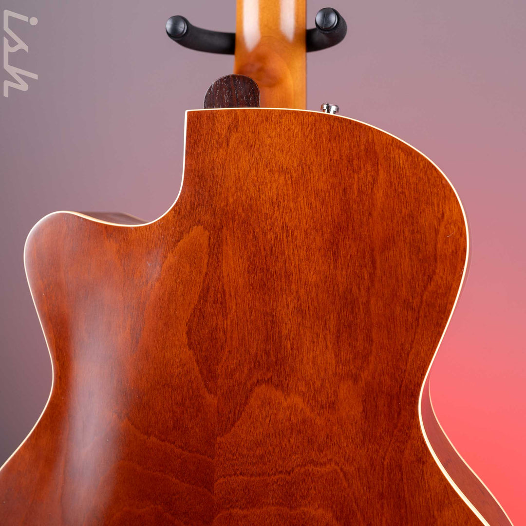 Godin 5th Avenue CW Kingpin II Cognac Burst