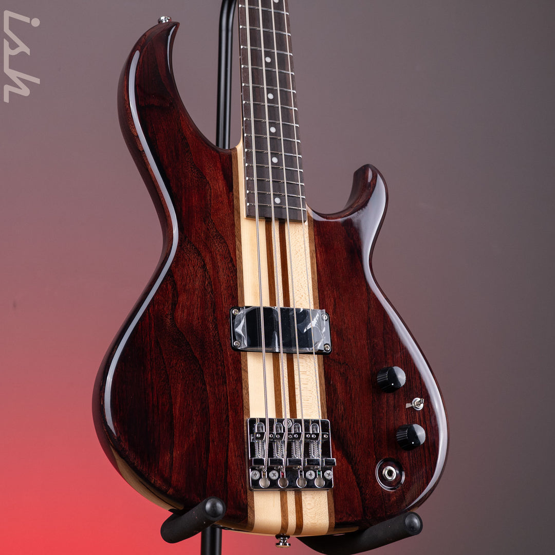 Aria Pro II SB-700 Walnut