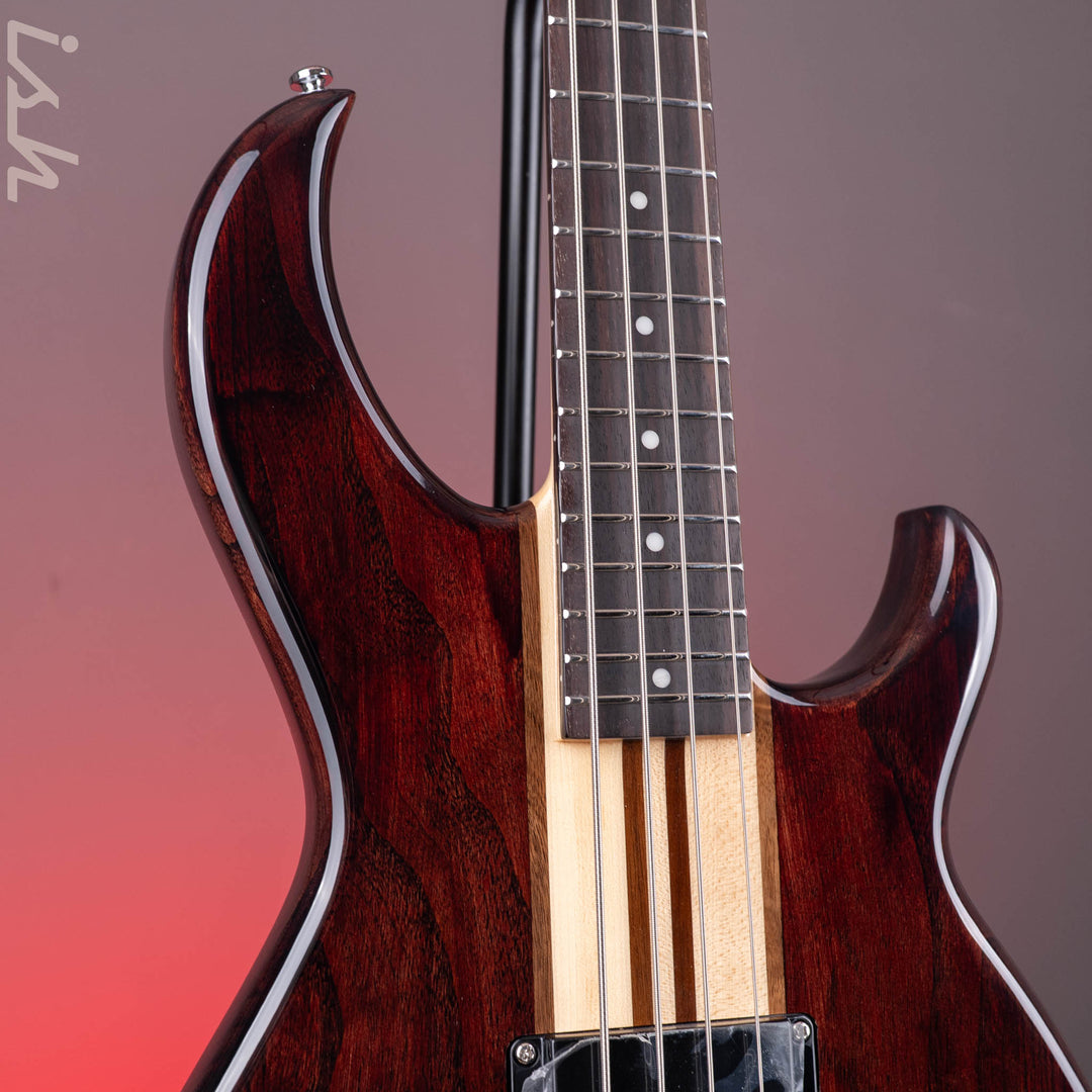 Aria Pro II SB-700 Walnut