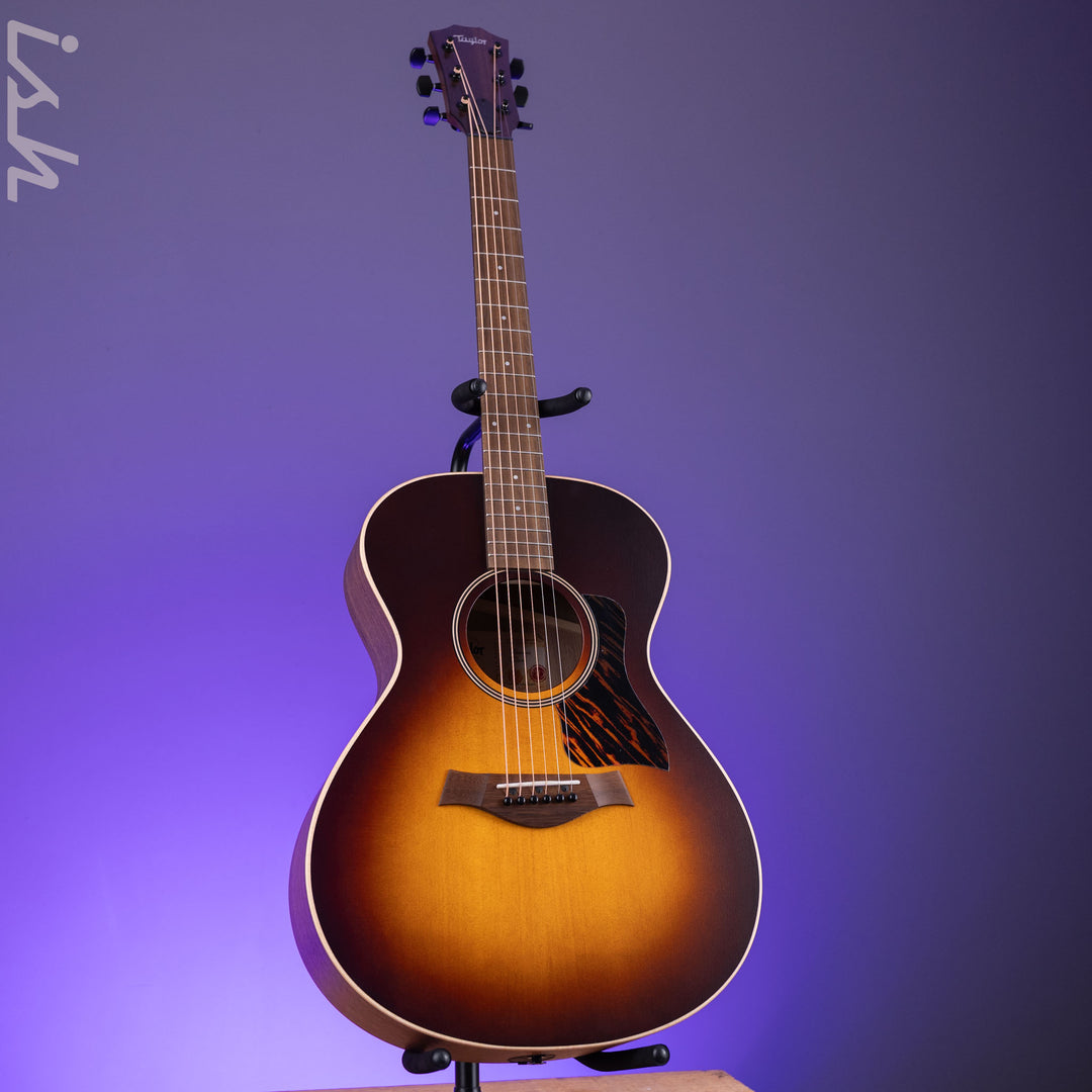 Taylor AD12e American Dream Acoustic-Electric Guitar Walnut Sunburst