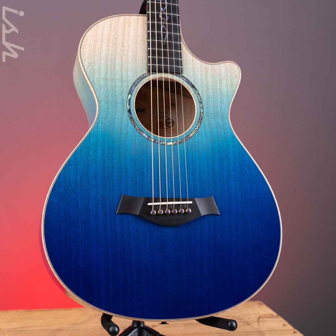Taylor Custom Grand Concert C22e 12-Fret Ombre Blue Catch 