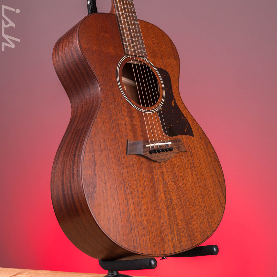 2022 Taylor AD22e Acoustic-Electric Guitar