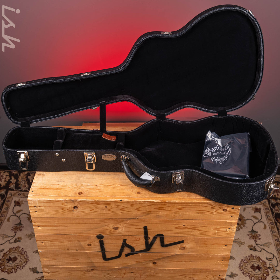 Martin Custom Shop OM Hardshell Case