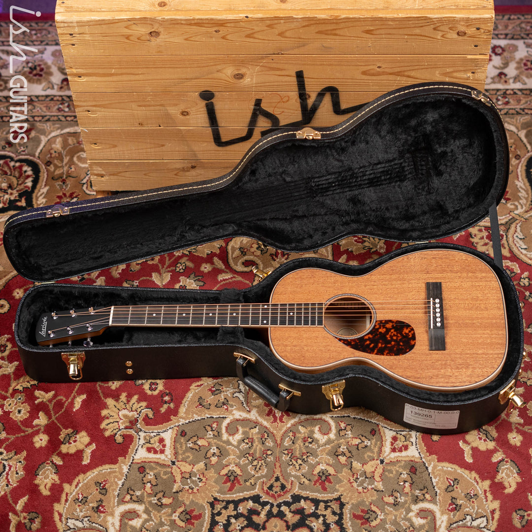 2023 Larrivee P-03 Mahogany Lefty Parlor Guitar Natural