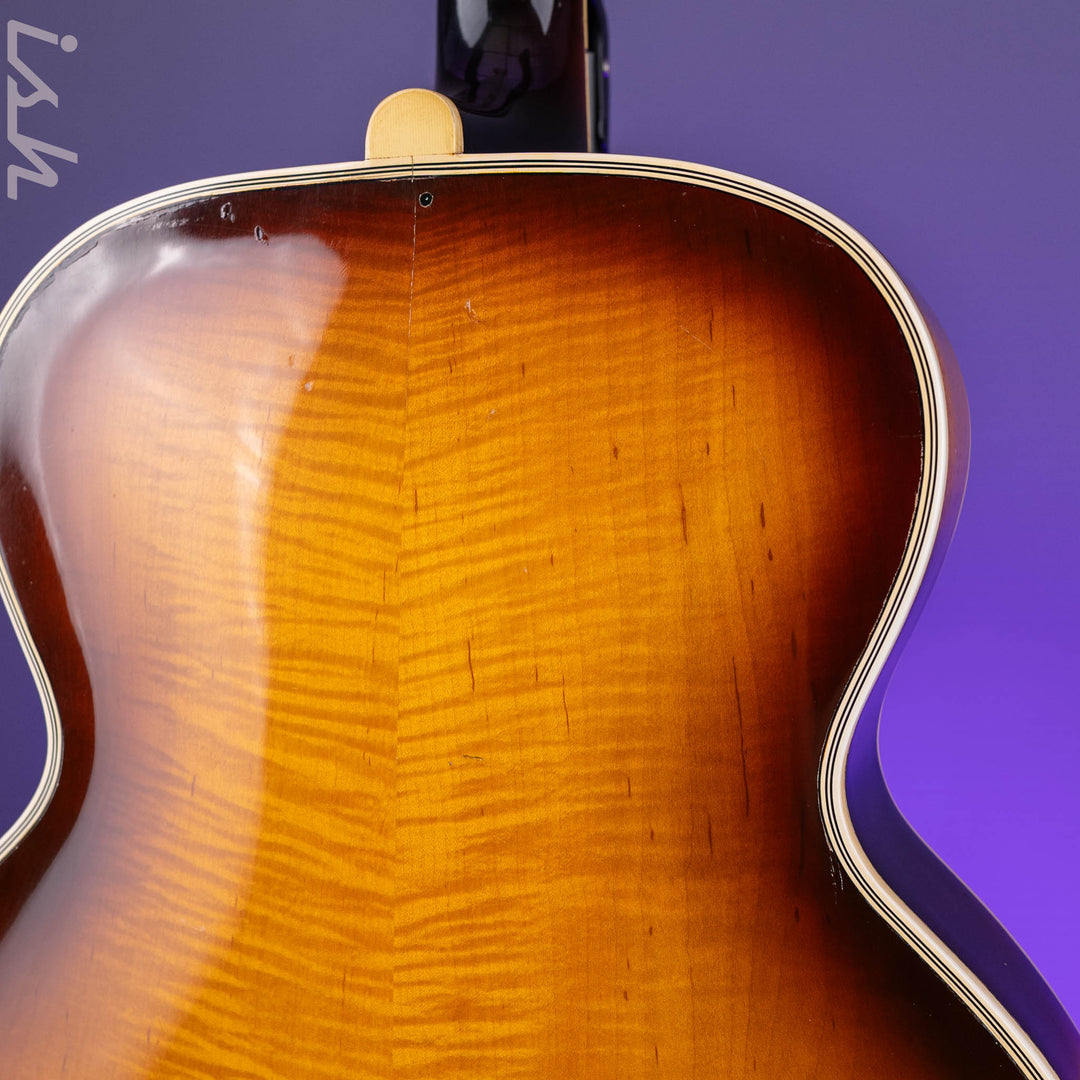 1940 D’Angelico Style B ArchTop Tobacco Burst