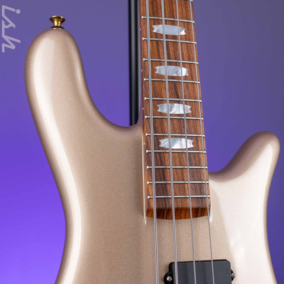 Spector NS-2 DW-4 Doug Wimbish Signature True Champagne Demo
