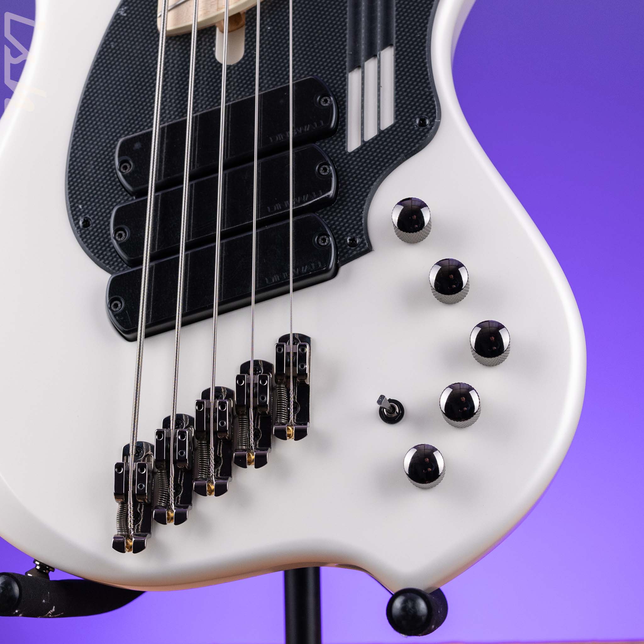 Dingwall NG-3 5-String Bass Matte Ducati Pearl White – Ish Guitars