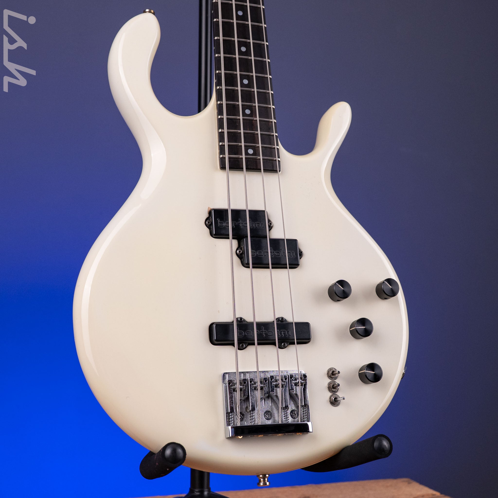 1987 Pedulla MVP White