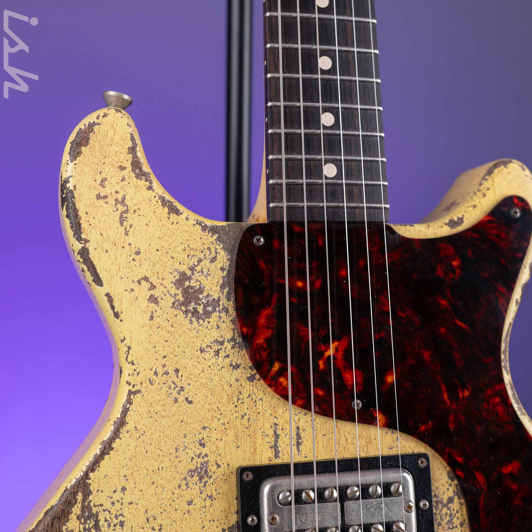 2020 Rock N Roll Relics Thunders DC Aged Yellow