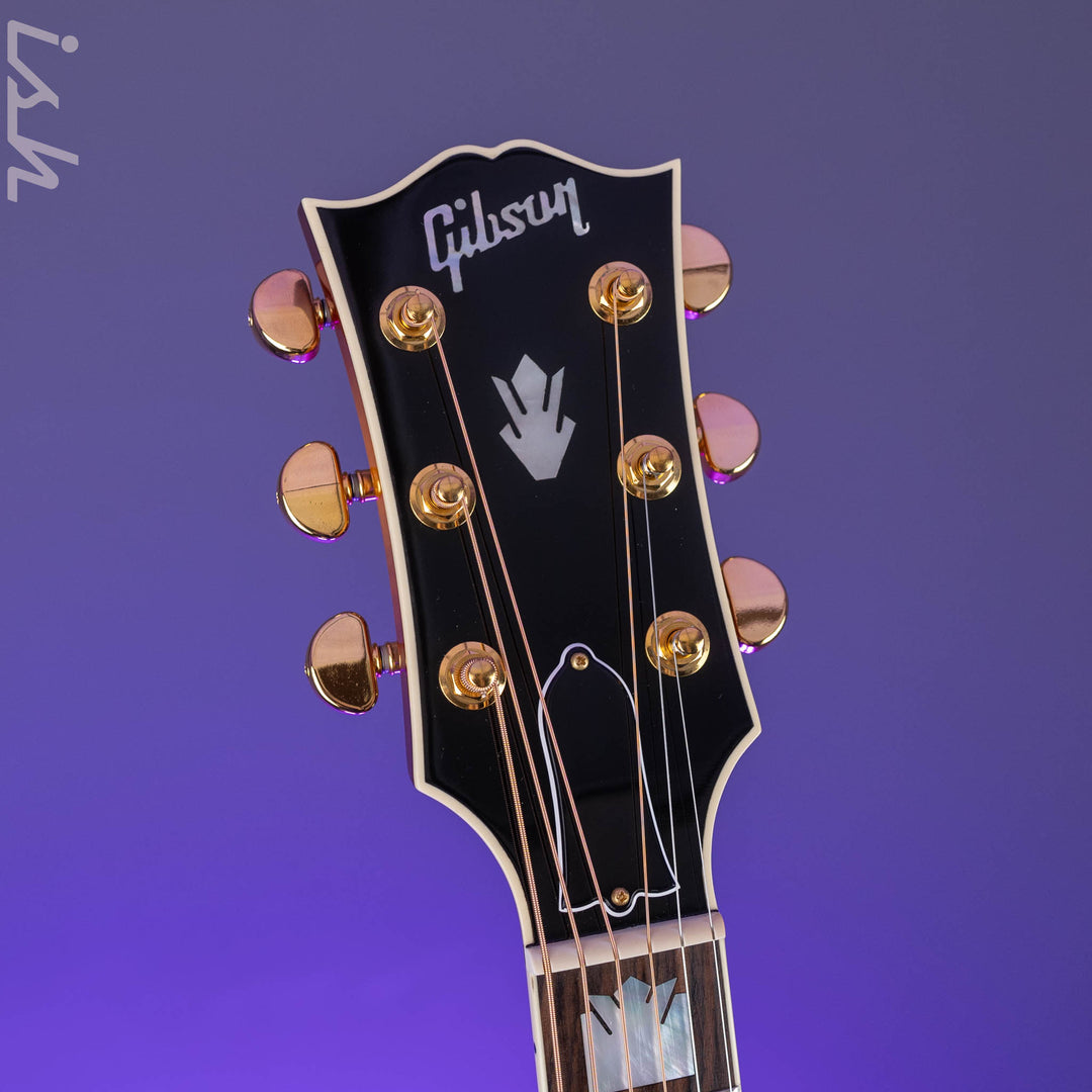 2022 Gibson SJ-200 Standard Acoustic-Electric Guitar Autumnburst