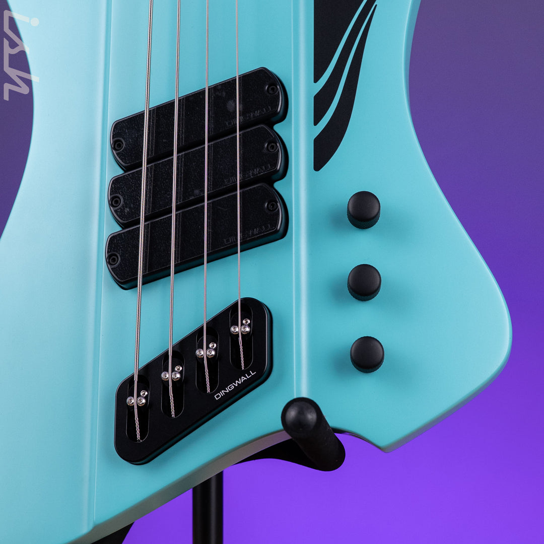Dingwall D-Roc Standard 4-String Bass Matte Celestial Blue