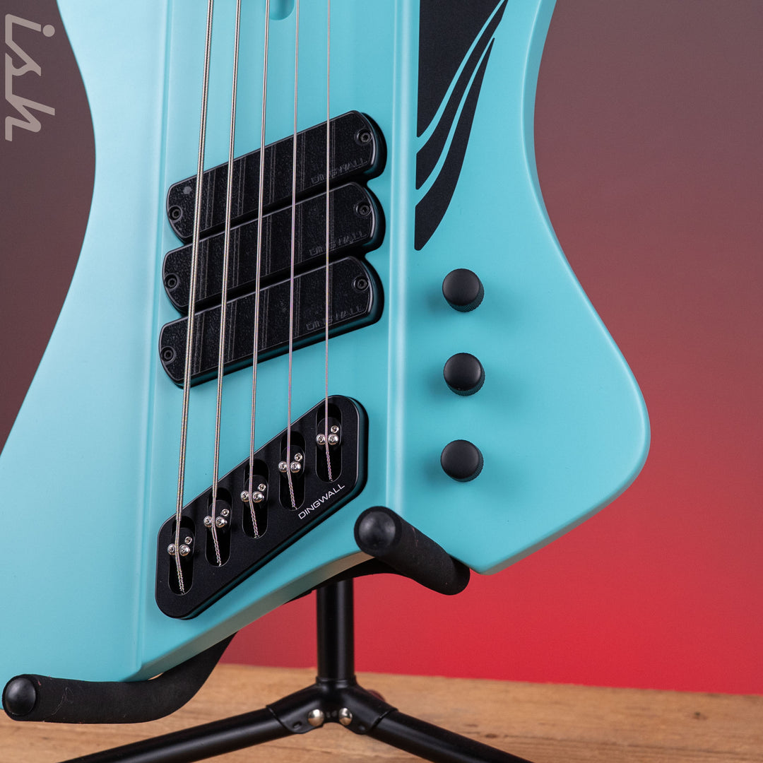 Dingwall D-Roc Standard 5-String Bass Matte Celestial Blue