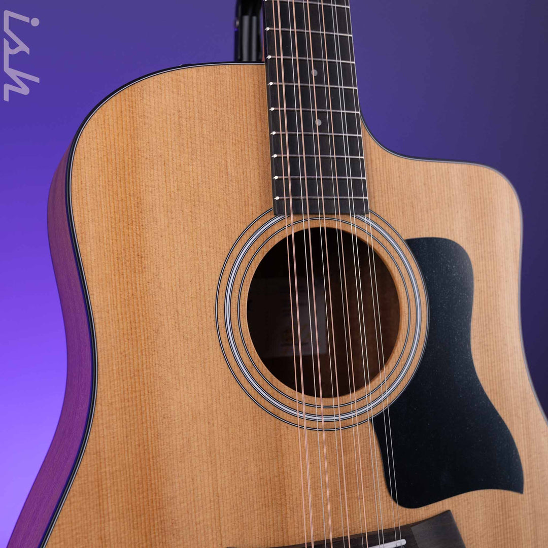 Taylor 150ce Dreadnought 12-String Acoustic-Electric Guitar