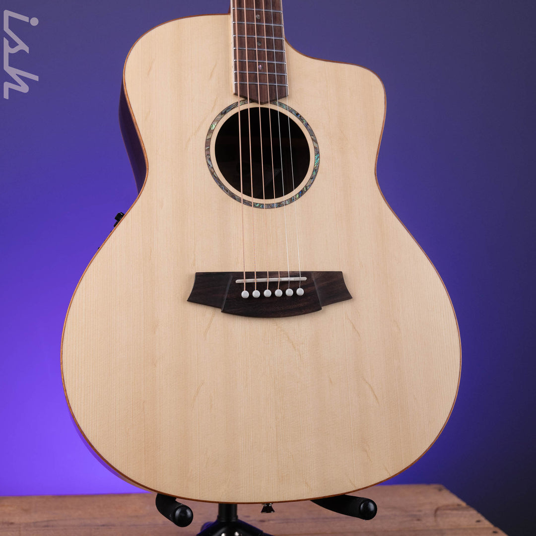 Cole Clark Studio Grand Auditorium SAN1EC Acoustic-Electric Guitar
