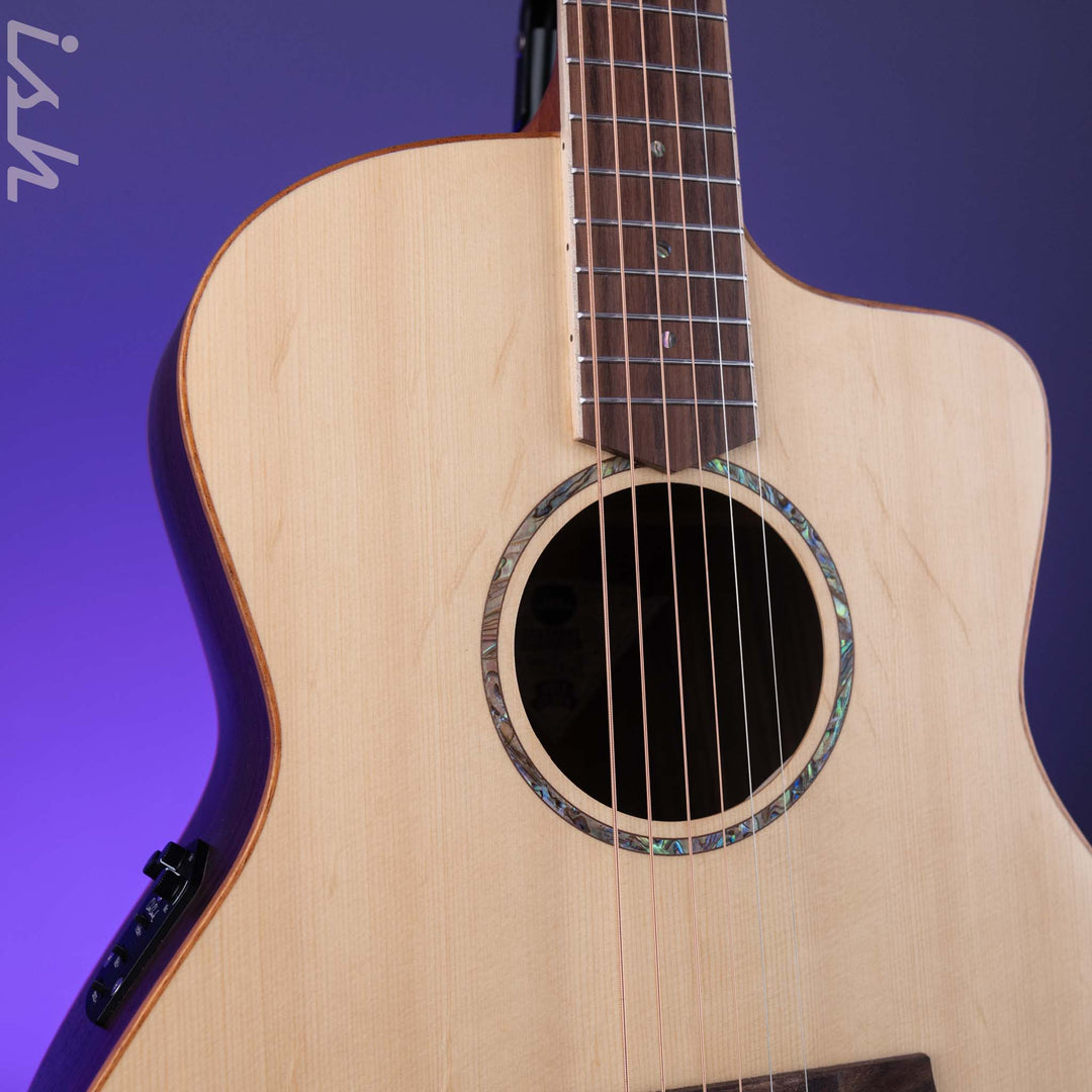 Cole Clark Studio Grand Auditorium SAN1EC Acoustic-Electric Guitar