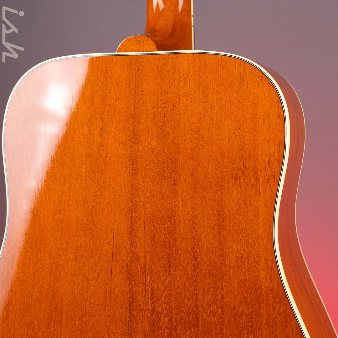 2023 Gibson Hummingbird Heritage Cherry Sunburst