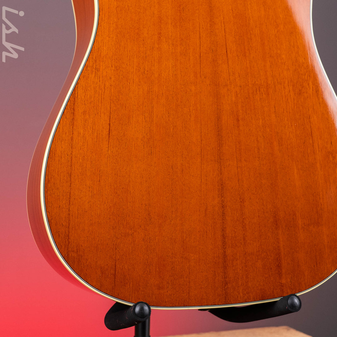 2023 Gibson Hummingbird Heritage Cherry Sunburst