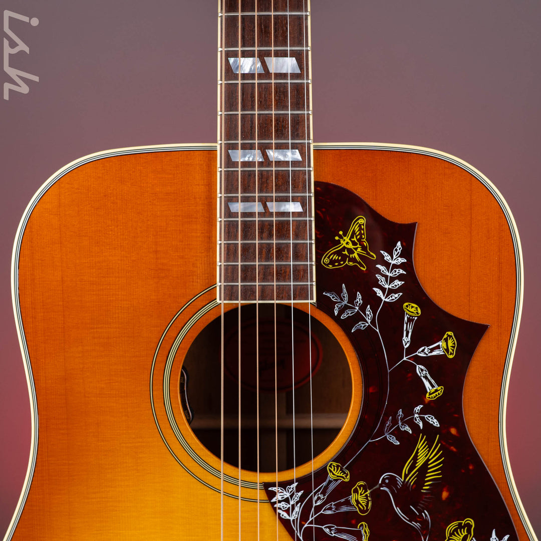 2023 Gibson Hummingbird Heritage Cherry Sunburst