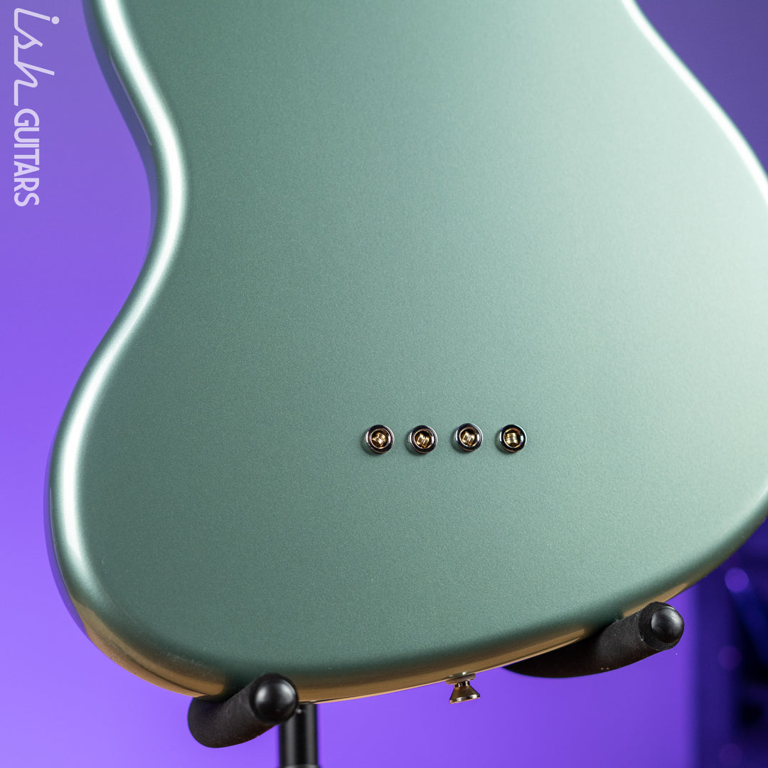 Bilt S.S. Zaftig 4-String Bass Guitar Ice Green Metallic
