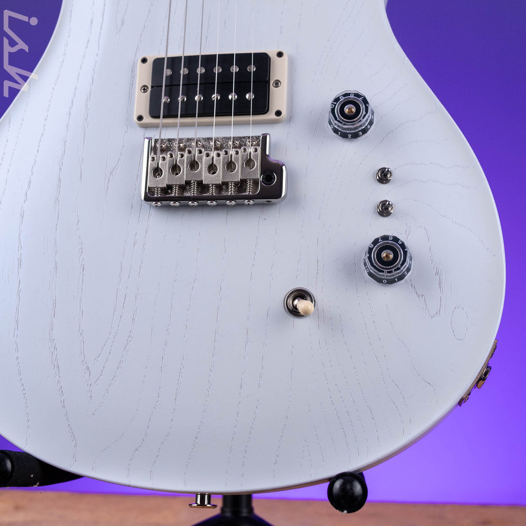 PRS Limited Edition Swamp Ash CE 24-08 Pearl White