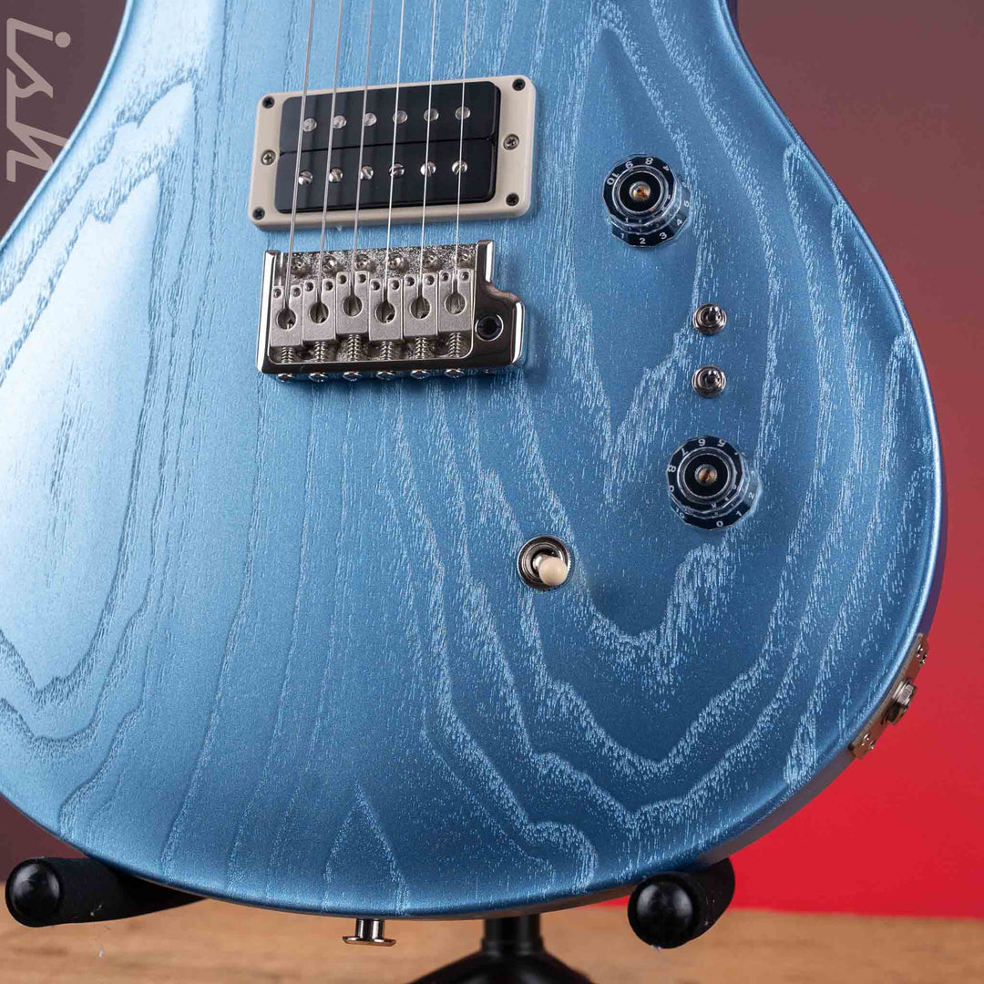 PRS CE 24-08 Swamp Ash Limited Edition Frost Blue Metallic Demo