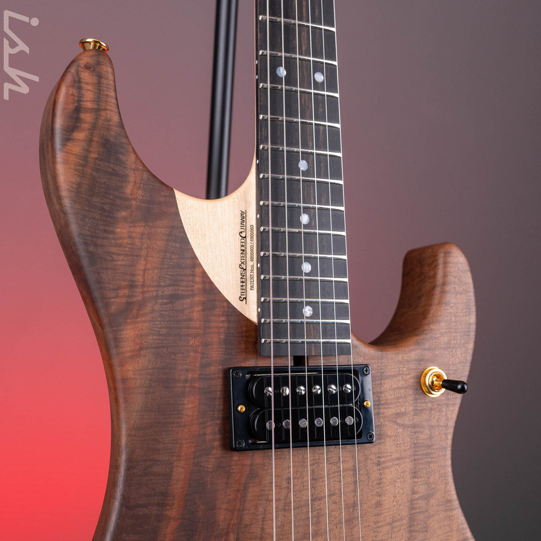 Washburn Nuno Bettencourt Signature Model Claro Walnut