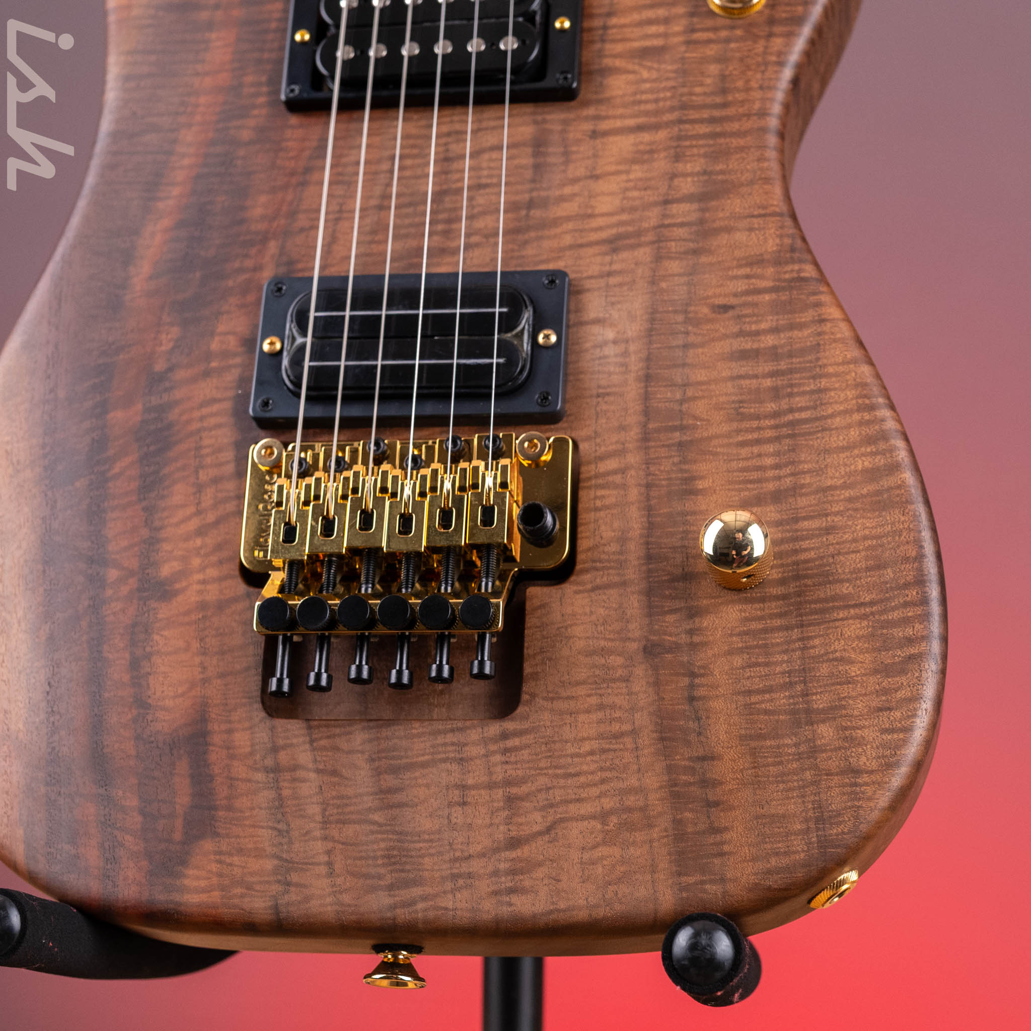 Washburn Nuno Bettencourt Signature Model Claro Walnut – Ish Guitars