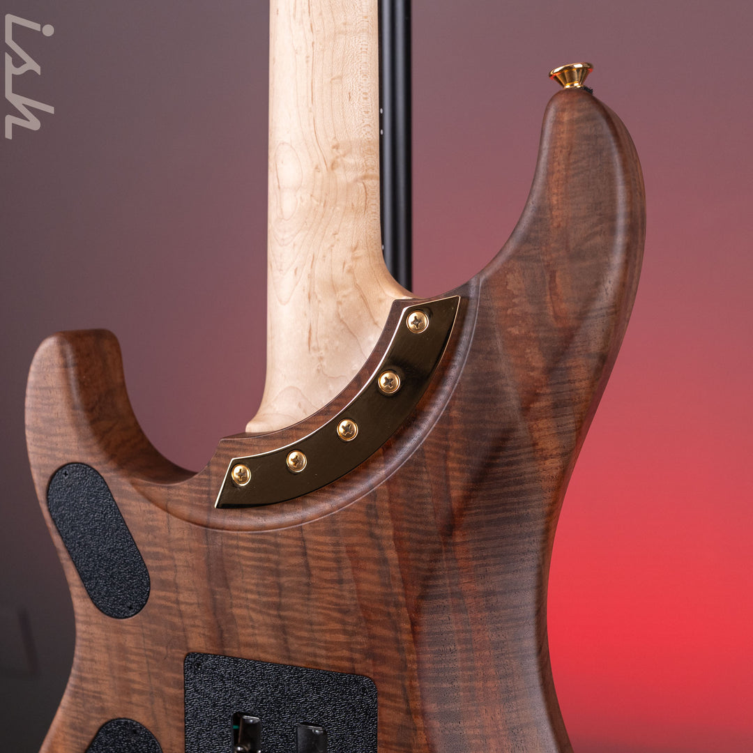 Washburn Nuno Bettencourt Signature Model Claro Walnut