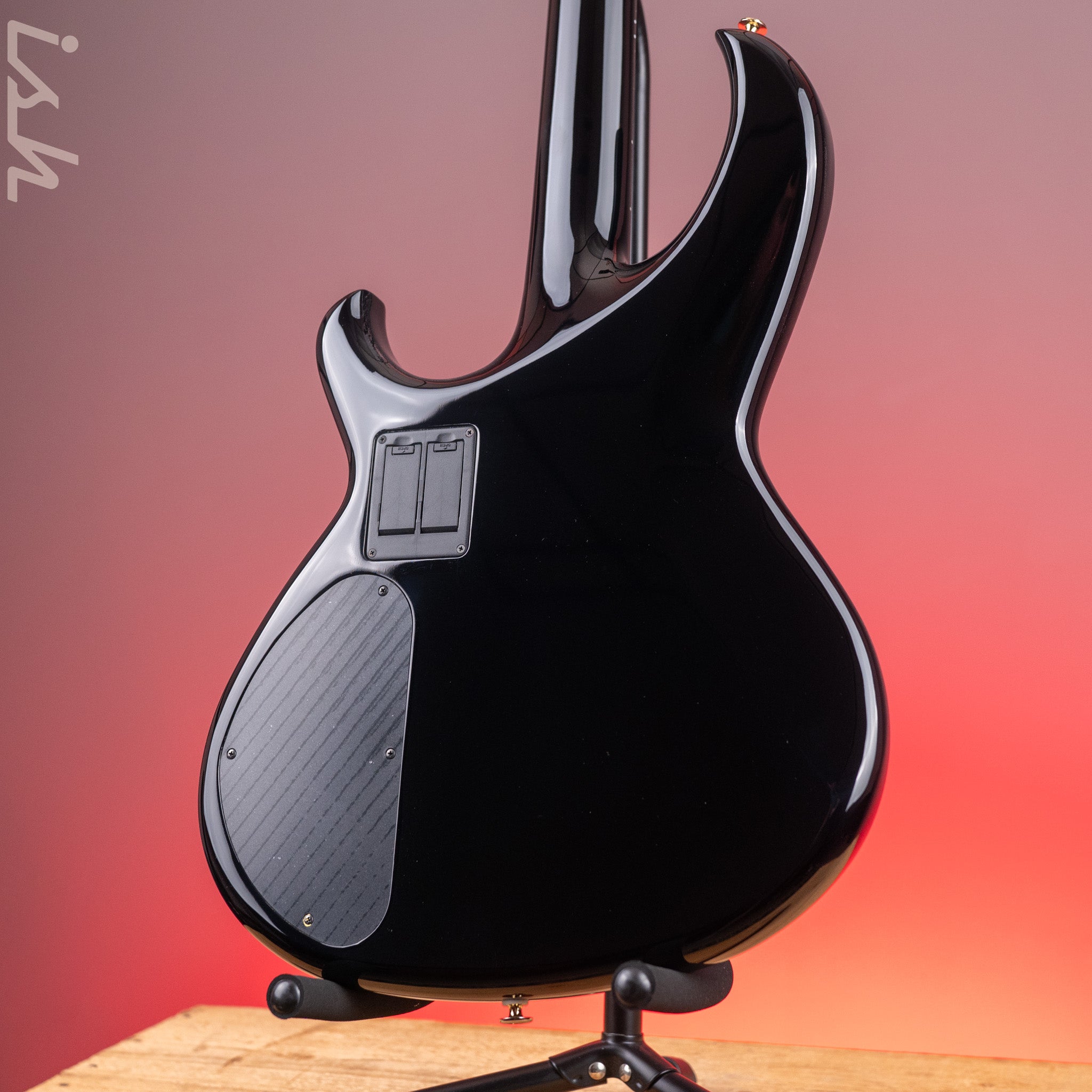 Aria Pro II SB-1000 4-String Bass Black – Ish Guitars