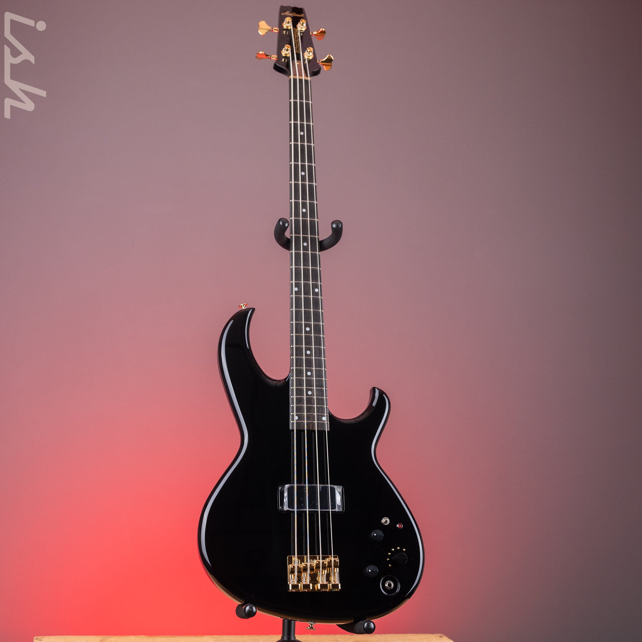 Aria Pro II SB-1000 4-String Bass Solid Black – Ish Guitars