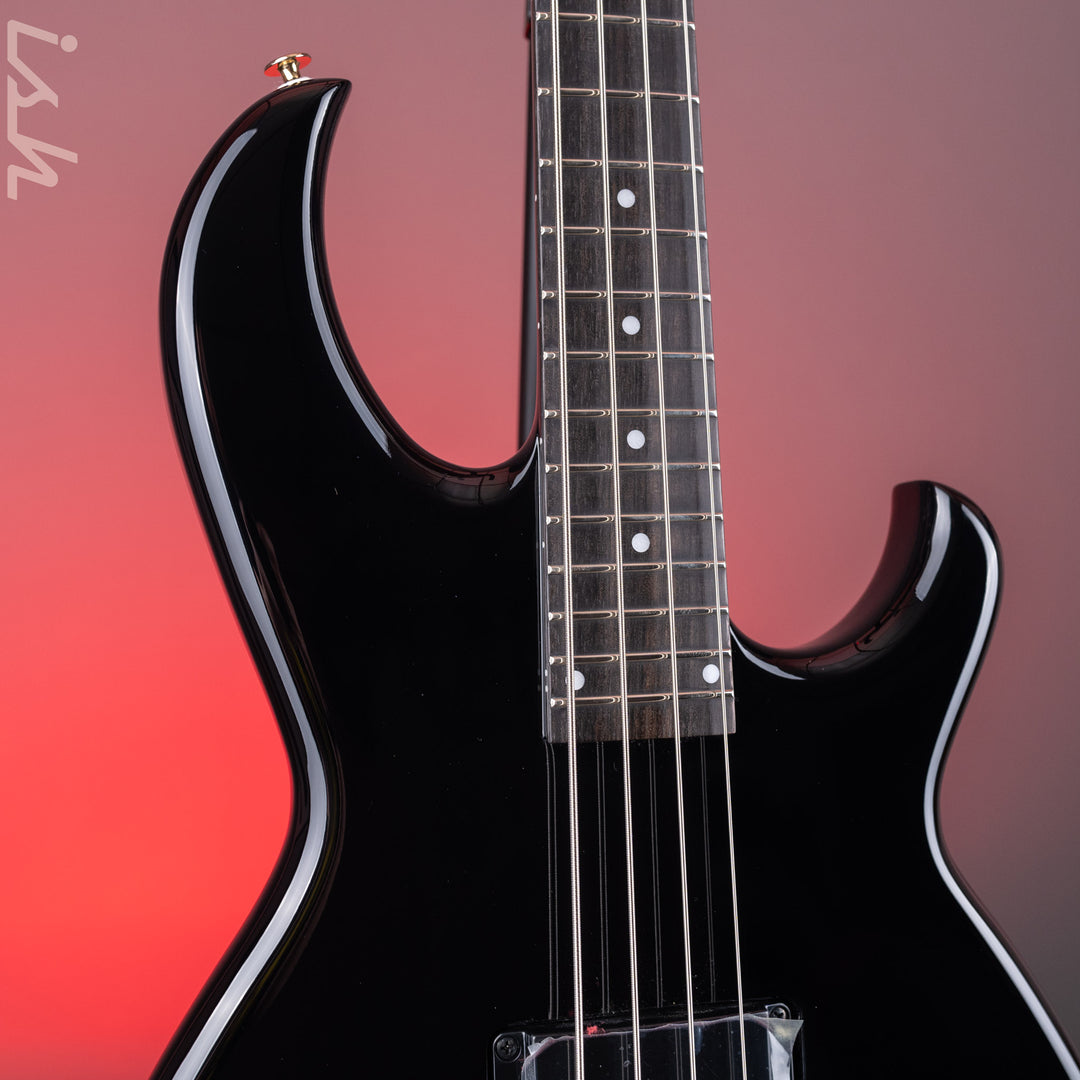 Aria Pro II SB-1000 4-String Bass Solid Black
