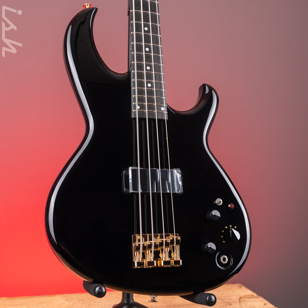 Aria Pro II SB-1000 4-String Bass Solid Black
