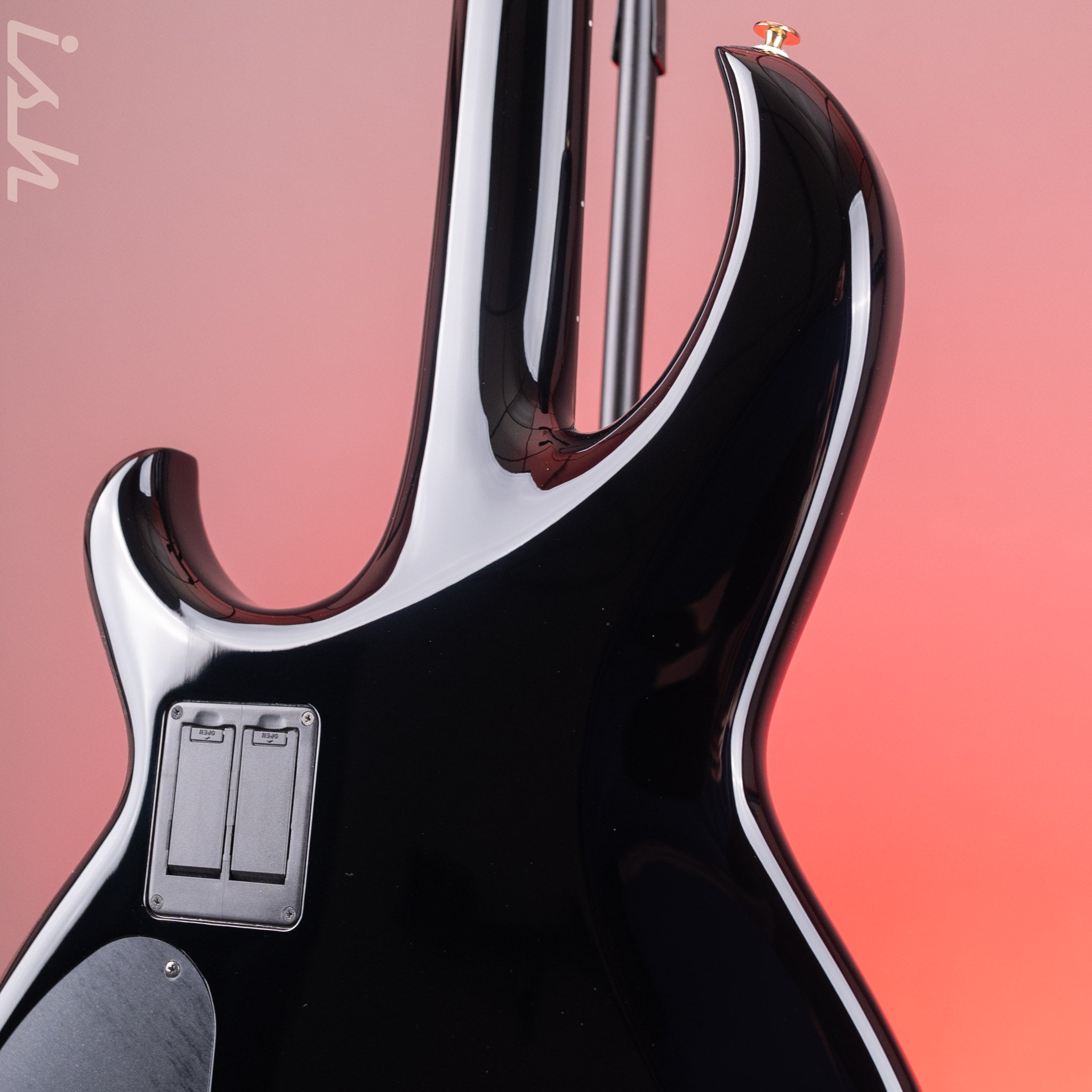 Aria Pro II SB-1000 4-String Bass Solid Black – Ish Guitars