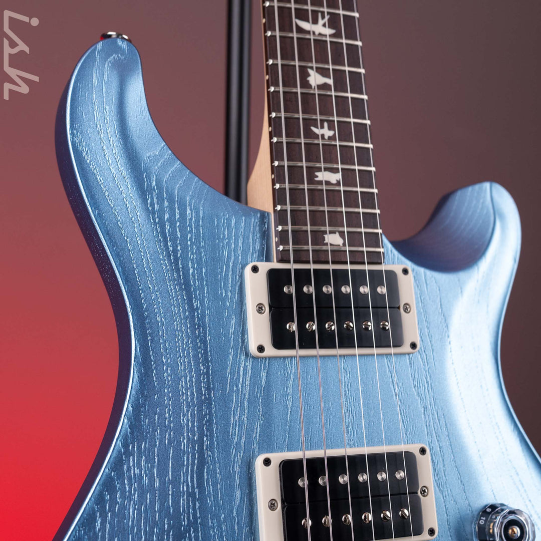 2025 PRS CE 24-08 Limited Edition Swamp Ash Frost Blue Metallic