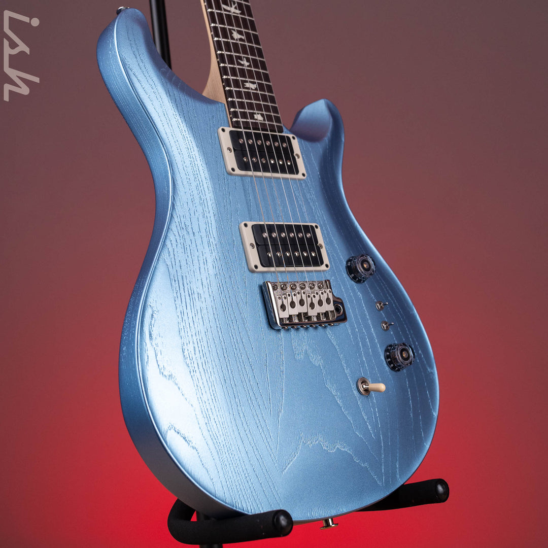 2025 PRS CE 24-08 Limited Edition Swamp Ash Frost Blue Metallic