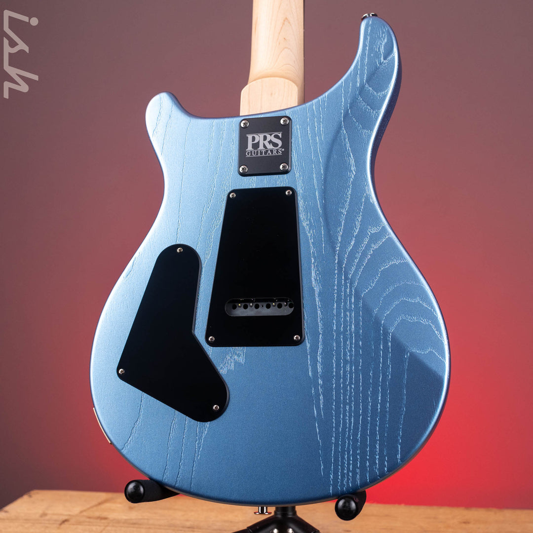 2025 PRS CE 24-08 Limited Edition Swamp Ash Frost Blue Metallic