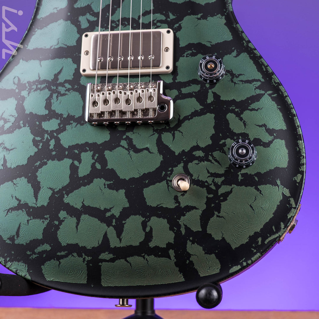 PRS CE 24 Black Matcha Green Crackle Sprayer&